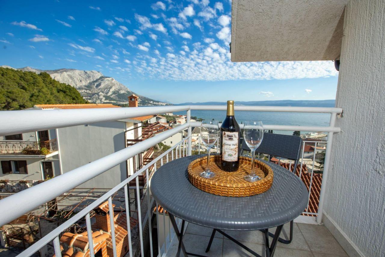 Apartments Mosor Omis Bagian luar foto