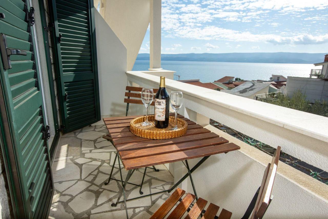 Apartments Mosor Omis Bagian luar foto