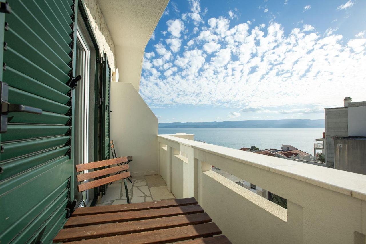 Apartments Mosor Omis Bagian luar foto